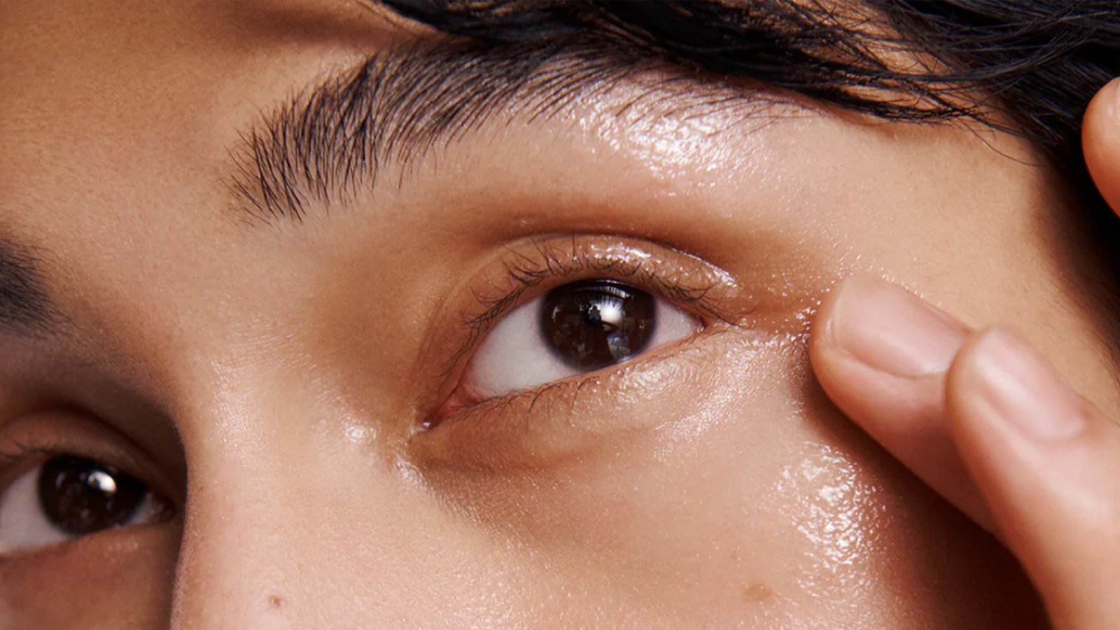 ‘What’s this magic?’ Shoppers rush to buy $20 anti-aging balm that ‘perfectly soothes eye wrinkles and dark circles’