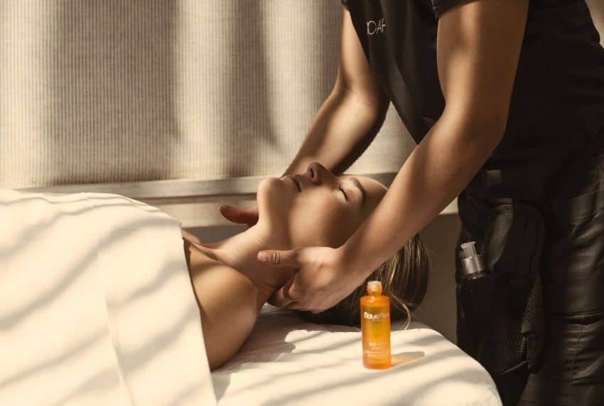 Mexican at-home beauty & wellness app