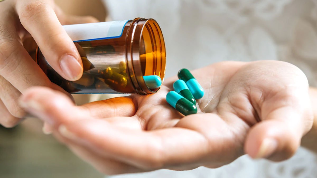 Experts share side effects of overdosing on multivitamins