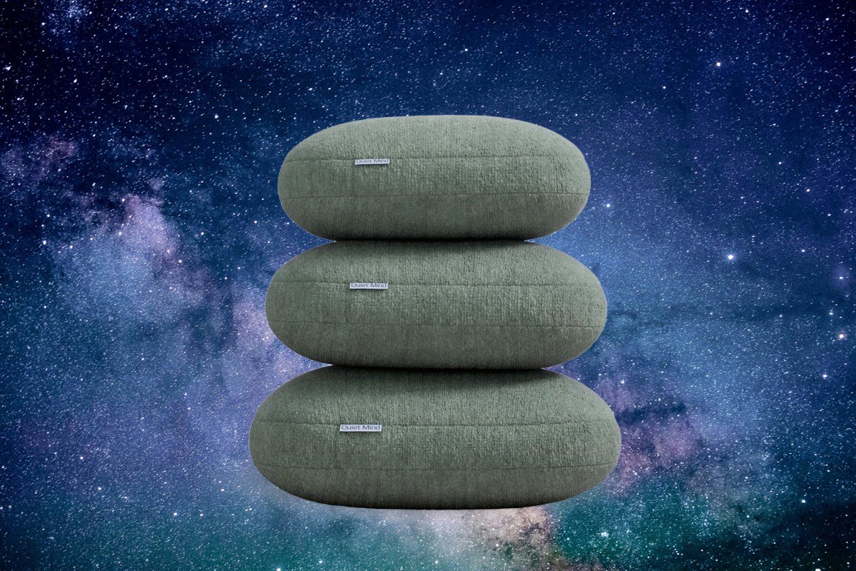 Review: Testing Quiet Mind’s Original Weighted Pillow