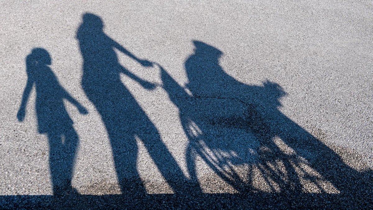 Nursing care boom requires emotional support… | News and Reports