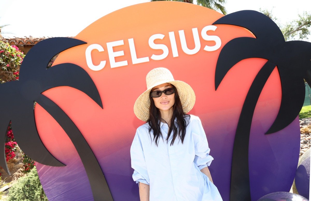 Karla Santana in workout gear shows off her exercise routine