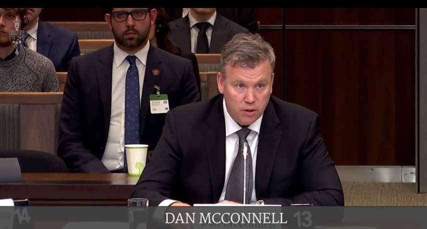 While members of the Diet grill executives over nutrition, everyone is grilling steaks.