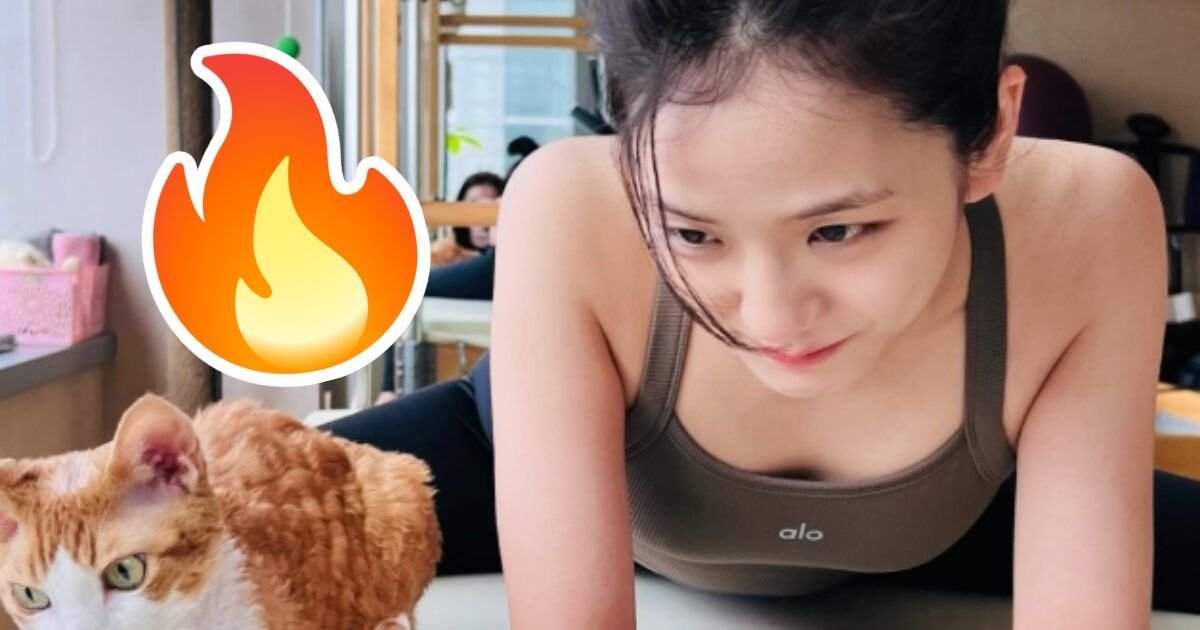 BLACKPINK’s Jisoo shows off her toned body in new photos