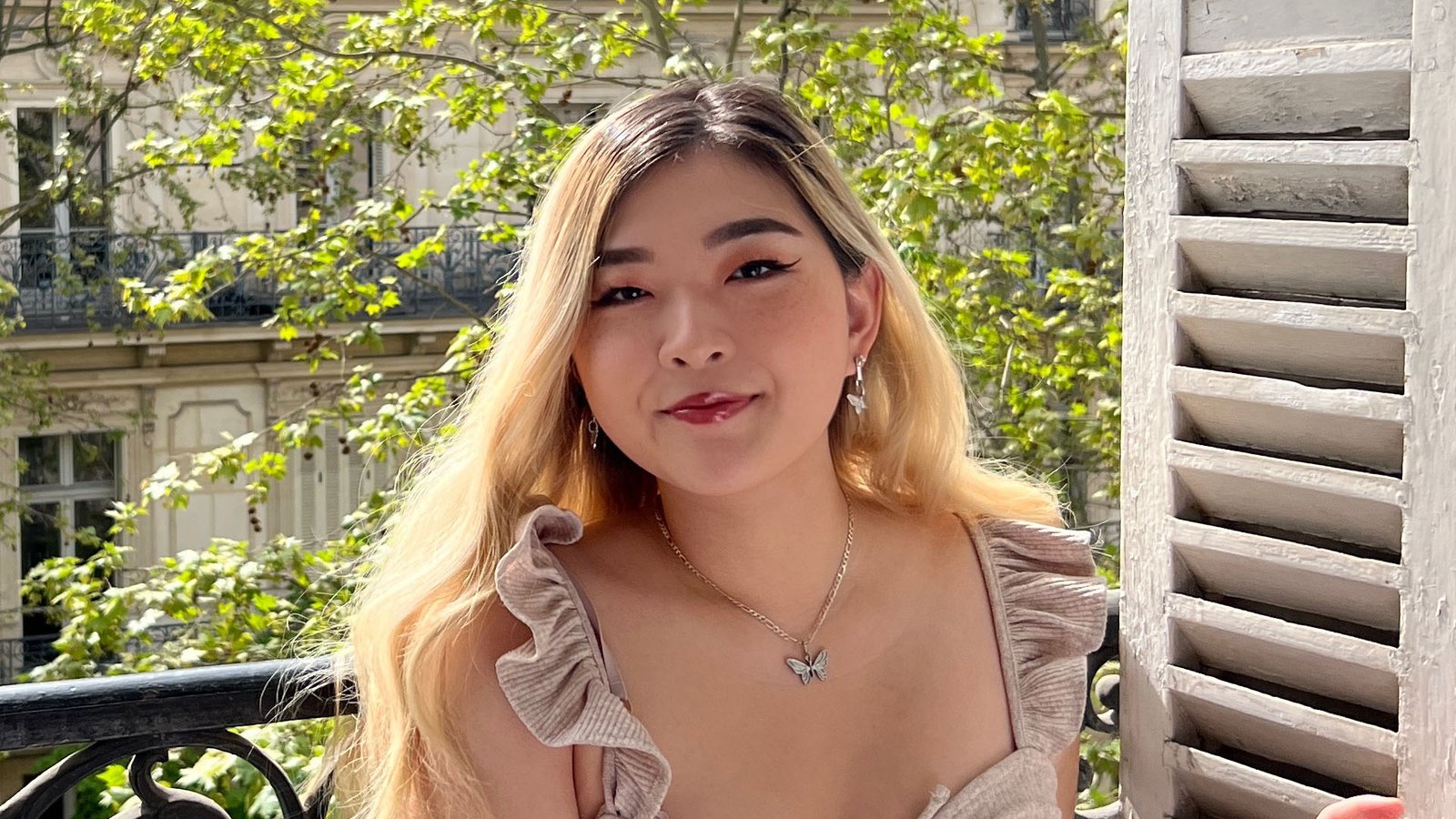 I bought Drunk Elephant moisturizer for $16 for $69 and it soothes my skin after tretinoin – less pilling even under makeup.