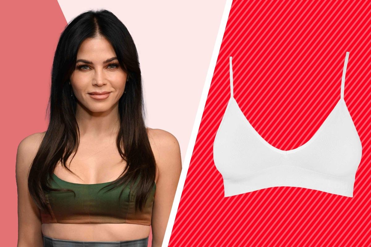 Jenna Dewan wears this $50 bra on repeat.She is my favorite when relaxing at home or doing Pilates