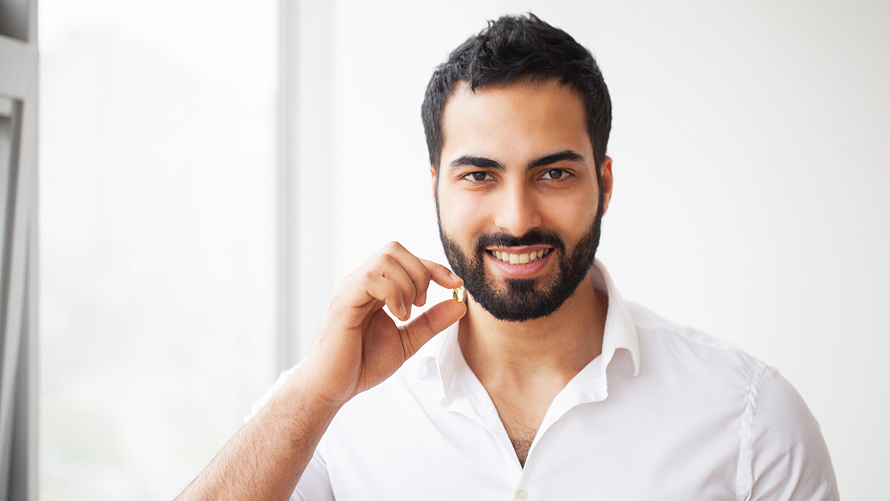 6 vitamins that men over 40 should take and the correct way to take them