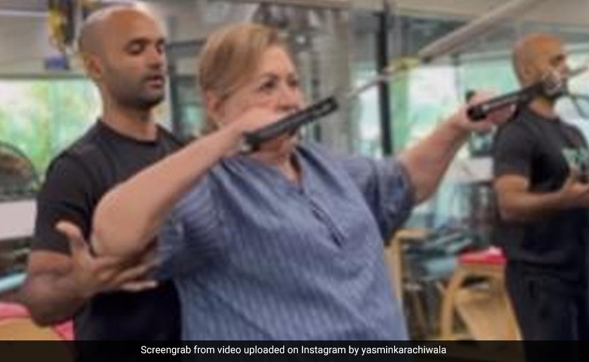 Watch: 85-year-old Helen practices Pilates