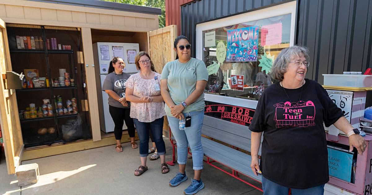 Mini Food Centers Set Up to Address Food Insecurity in Four Counties – Shaw Local