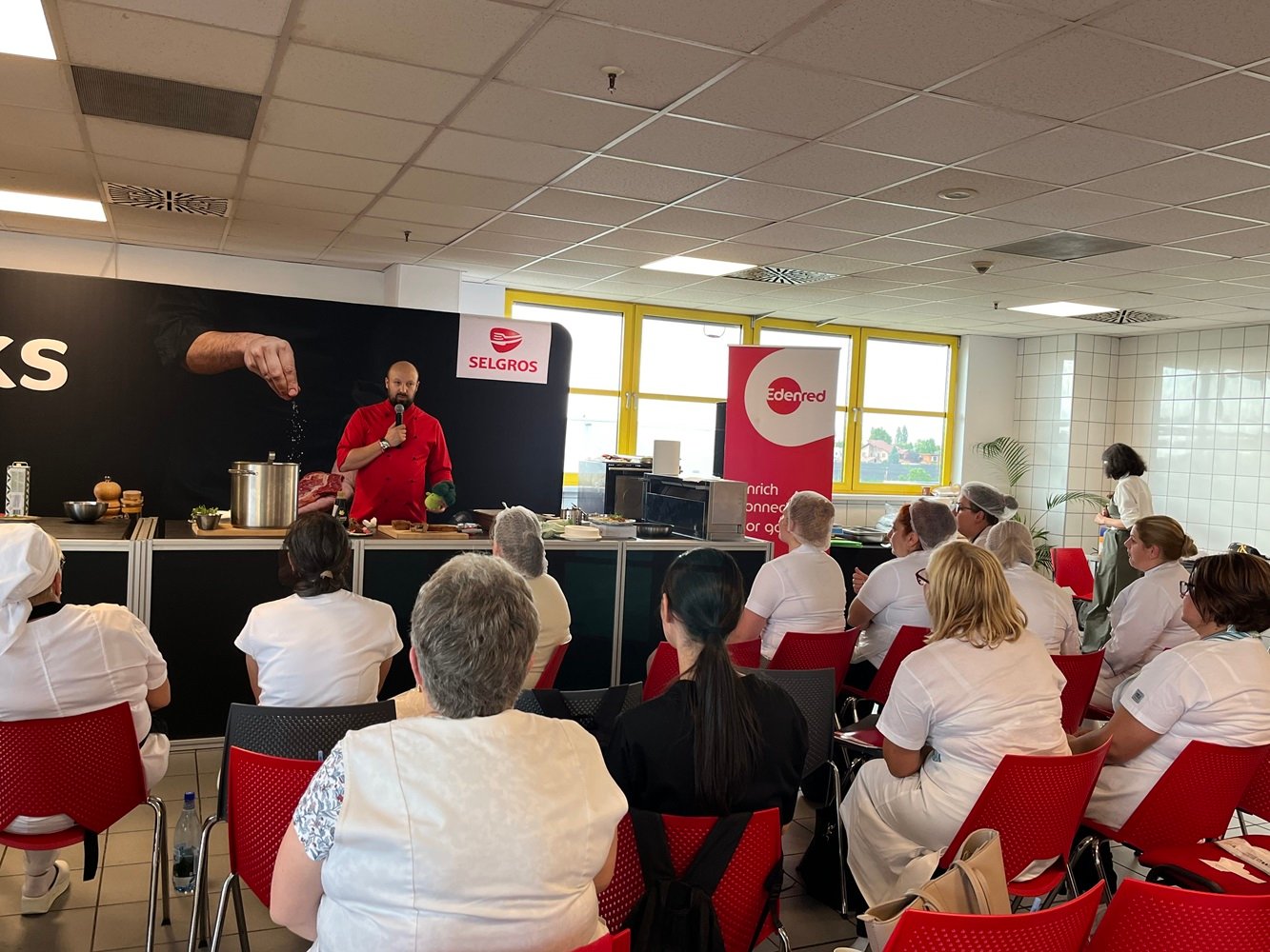Edenred launches first nutrition education workshop for chefs at educational cafeterias