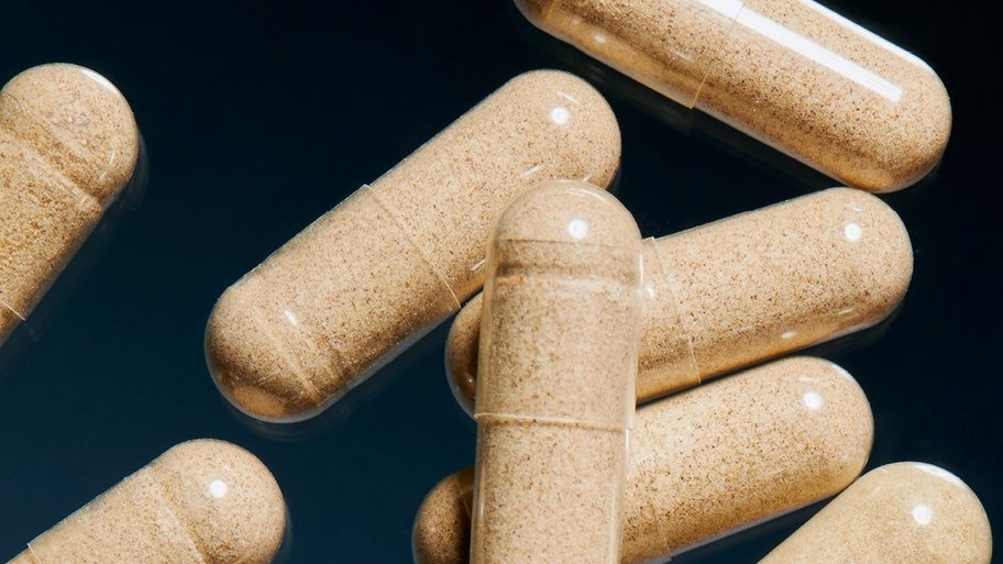 Nutritionists Pick the 12 Best Multivitamins for Women in 2024