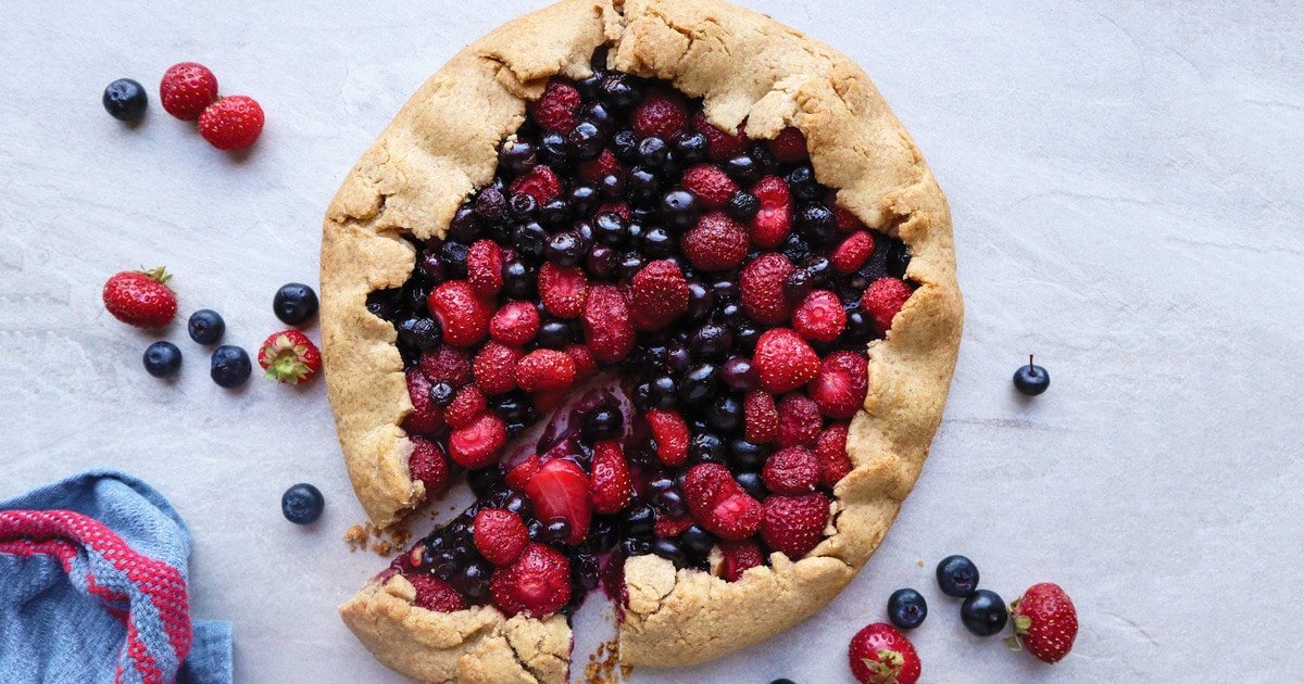 Berries are delicious and nutritious. Eat more!